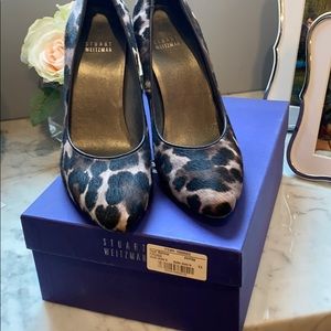 Stuart Weitzman pumps